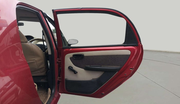 2015 Tata Nano TWIST XTA, Petrol, Automatic, 91,457 km, RHS Rear Door