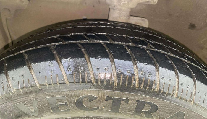 2016 Maruti Celerio ZXI AMT, Petrol, Automatic, 31,116 km, Left Front Tyre Tread