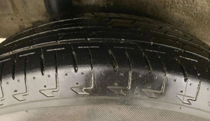 2022 Maruti Celerio VXI AMT, Petrol, Automatic, 24,362 km, Right Rear Tyre Tread