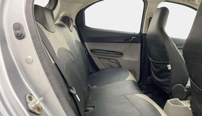 2018 Tata Tiago XT PETROL, Petrol, Manual, 57,802 km, Right Side Rear Door Cabin