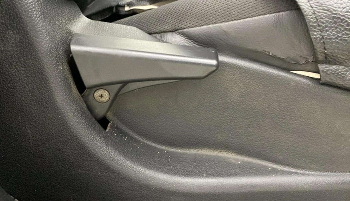 2018 Tata Tiago XT PETROL, Petrol, Manual, 57,802 km, Driver Side Adjustment Panel