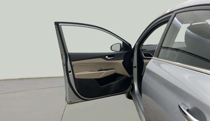 2019 Hyundai Verna 1.6 VTVT SX, Petrol, Manual, 69,128 km, LHS Front Door