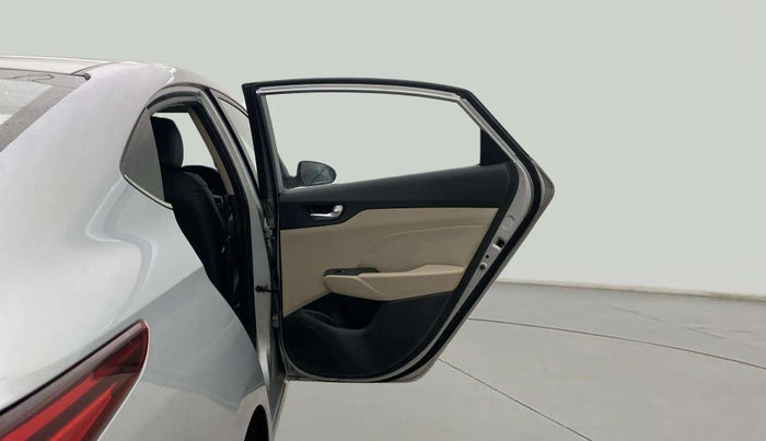 2019 Hyundai Verna 1.6 VTVT SX, Petrol, Manual, 69,128 km, RHS Rear Door