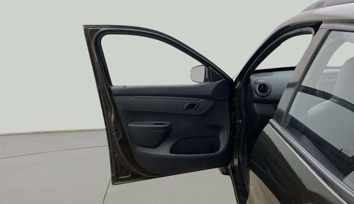 2022 Renault Kwid RXT 1.0, Petrol, Manual, 40,651 km, LHS Front Door