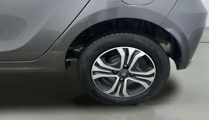 2022 Tata Tiago XZ PLUS CNG, CNG, Manual, 98,429 km, Left Rear Wheel