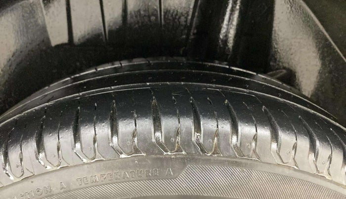 2020 Maruti Dzire VXI AMT, Petrol, Automatic, 29,537 km, Left Rear Tyre Tread