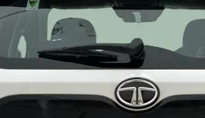 2021 Tata NEXON XZ PLUS PETROL, Petrol, Manual, 76,322 km, Rear Wiper