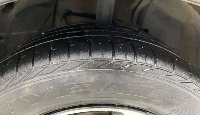 2021 Tata NEXON XZ PLUS PETROL, Petrol, Manual, 76,322 km, Right Front Tyre Tread
