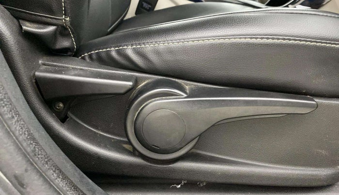 2021 Tata NEXON XZ PLUS PETROL, Petrol, Manual, 76,322 km, Driver Side Adjustment Panel