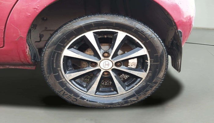 2011 Tata Indica Vista VX QUADRAJET, Diesel, Manual, 75,001 km, Left Rear Wheel