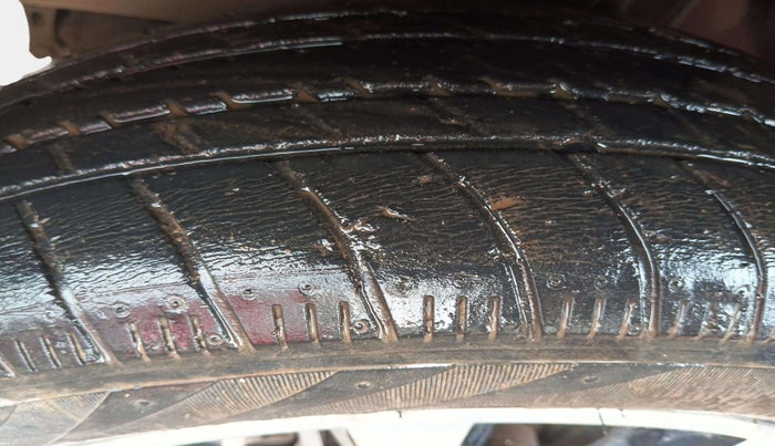 2011 Tata Indica Vista VX QUADRAJET, Diesel, Manual, 75,001 km, Left Rear Tyre Tread