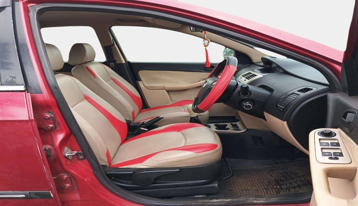 2011 Tata Indica Vista VX QUADRAJET, Diesel, Manual, 75,001 km, Right Side Front Door Cabin