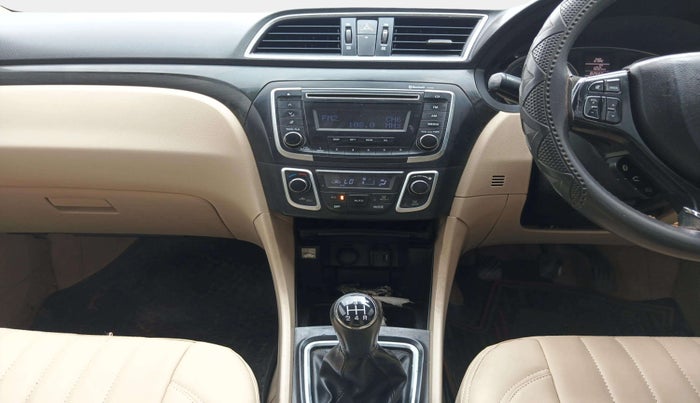 2014 Maruti Ciaz VDI +, Diesel, Manual, 82,665 km, Air Conditioner