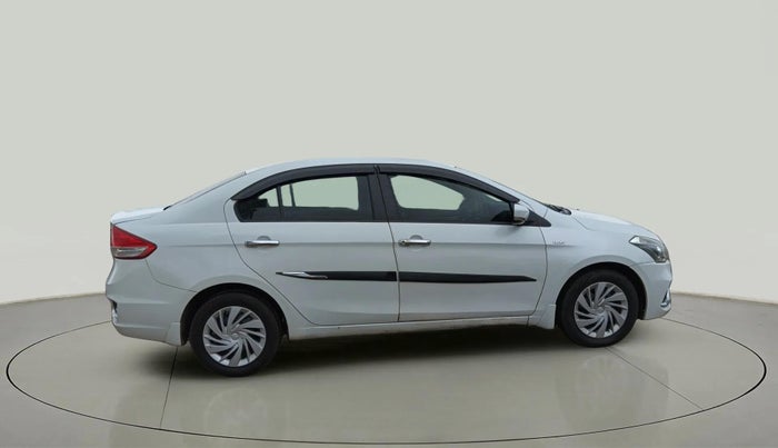 2014 Maruti Ciaz VDI +, Diesel, Manual, 82,665 km, Right Side View