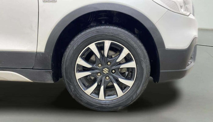 2018 Maruti S Cross ZETA 1.3, Diesel, Manual, 1,06,087 km, Right Front Wheel
