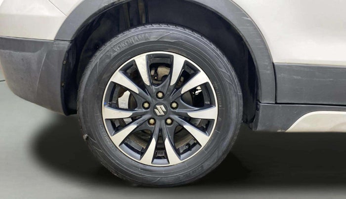 2018 Maruti S Cross ZETA 1.3, Diesel, Manual, 1,06,087 km, Right Rear Wheel