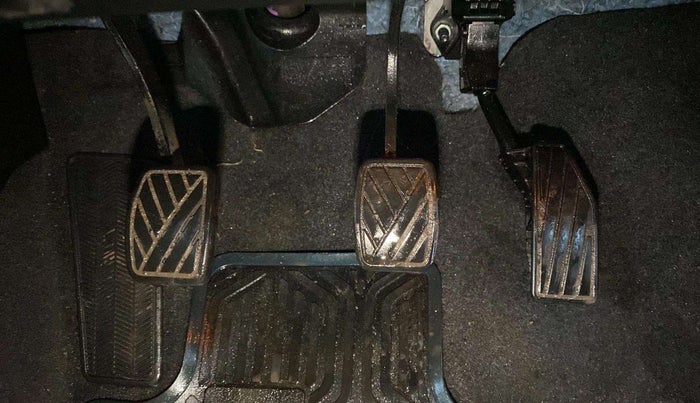 2022 Maruti Baleno ZETA PETROL 1.2, Petrol, Manual, 12,675 km, Pedals