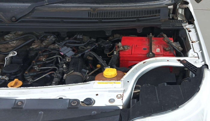 2015 Mahindra TUV300 T8, Diesel, Manual, 1,45,937 km, Engine View - Left