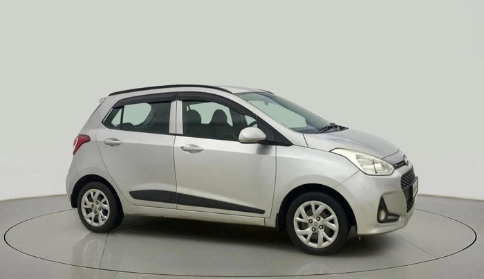 2017 Hyundai Grand i10 SPORTZ (O) 1.2 KAPPA VTVT, Petrol, Manual, 31,184 km, Right Front Diagonal