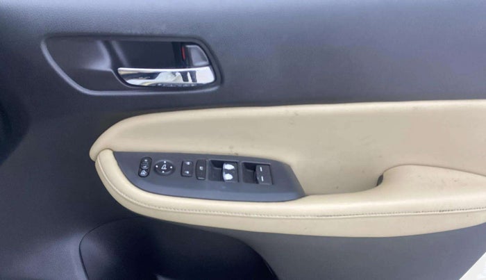 2021 Honda City 1.5L I-VTEC ZX CVT, Petrol, Automatic, 57,969 km, Driver Side Door Panels Control