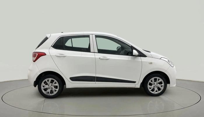 2018 Hyundai Grand i10 MAGNA 1.2 KAPPA VTVT, Petrol, Manual, 52,195 km, Right Side View