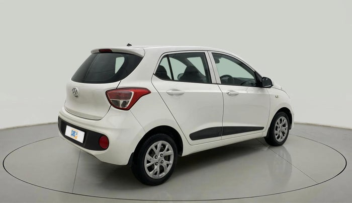 2018 Hyundai Grand i10 MAGNA 1.2 KAPPA VTVT, Petrol, Manual, 52,195 km, Right Back Diagonal
