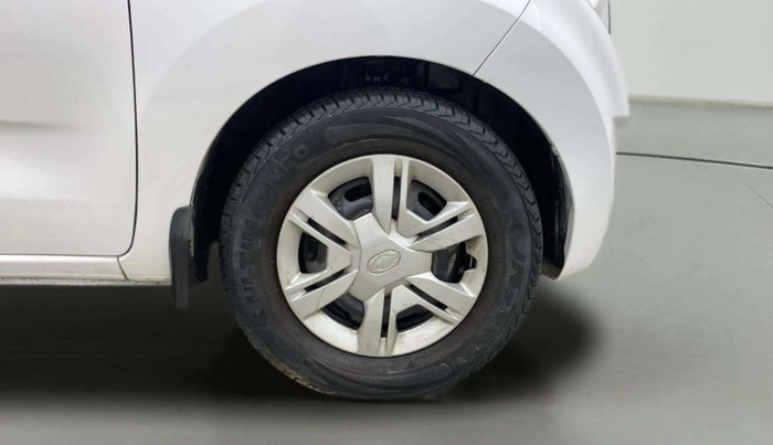 2016 Datsun Redi Go S, Petrol, Manual, 15,120 km, Right Front Wheel