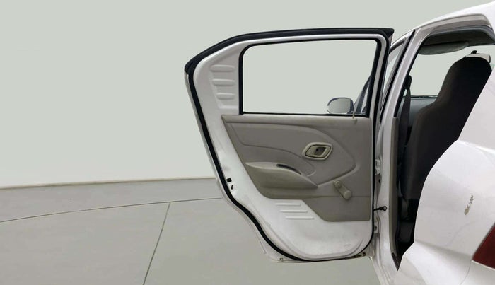 2016 Datsun Redi Go S, Petrol, Manual, 15,120 km, LHS Rear Door