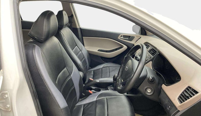 2017 Hyundai Elite i20 MAGNA EXECUTIVE 1.2, Petrol, Manual, 54,091 km, Right Side Front Door Cabin