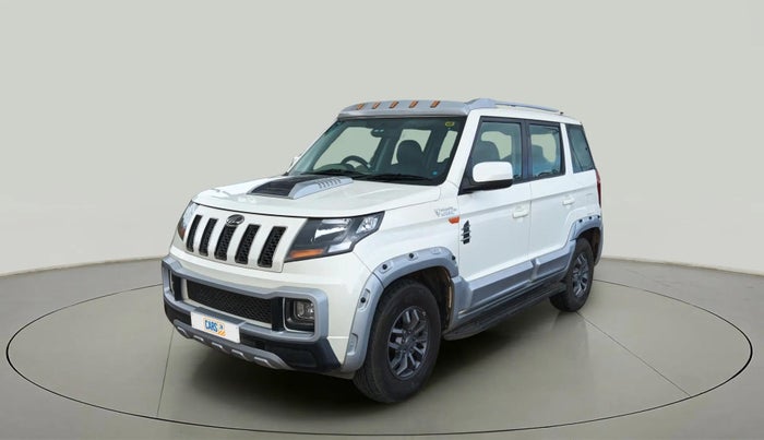 2018 Mahindra TUV300 T10, Diesel, Manual, 13,576 km, Left Front Diagonal