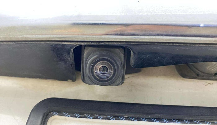 2019 Maruti XL6 ALPHA MT, Petrol, Manual, 91,326 km, Parking Camera
