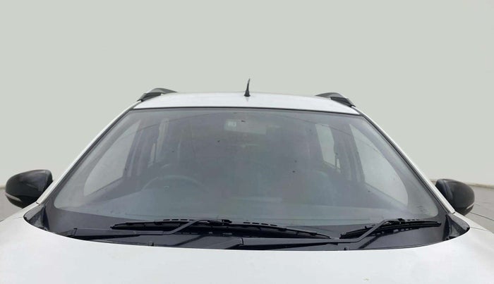 2019 Maruti XL6 ALPHA MT, Petrol, Manual, 91,326 km, Front Windshield