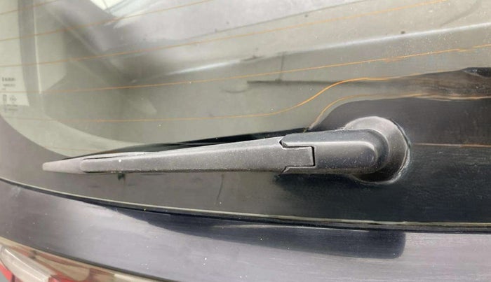 2019 Maruti XL6 ALPHA MT, Petrol, Manual, 91,326 km, Rear Wiper
