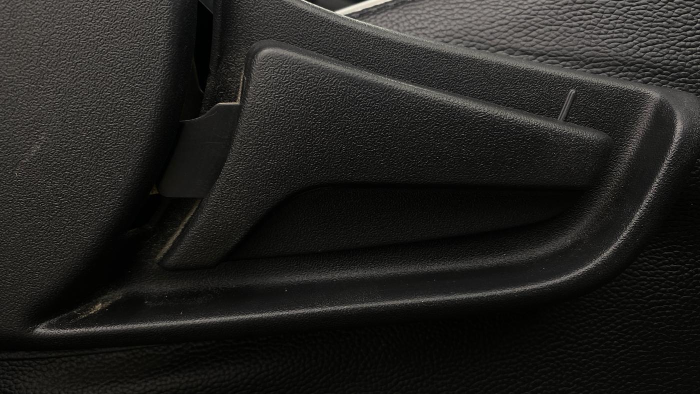 2019 Maruti S PRESSO VXI (O) AMT, Petrol, Automatic, 81,273 km, Driver Side Adjustment Panel