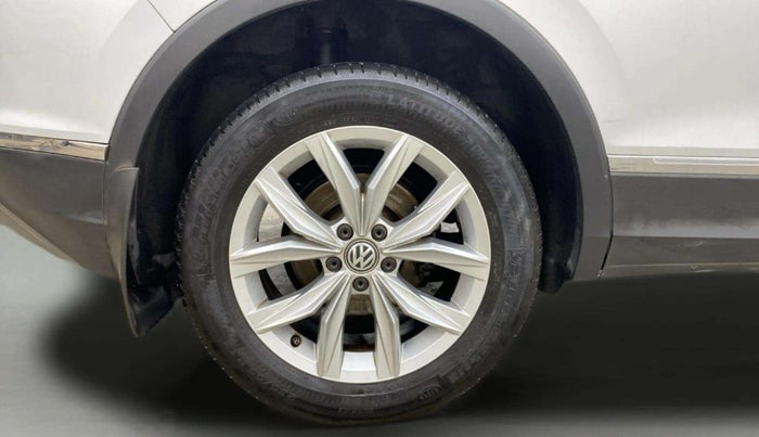 2018 Volkswagen TIGUAN HIGHLINE TDI AT, Diesel, Automatic, 67,928 km, Right Rear Wheel