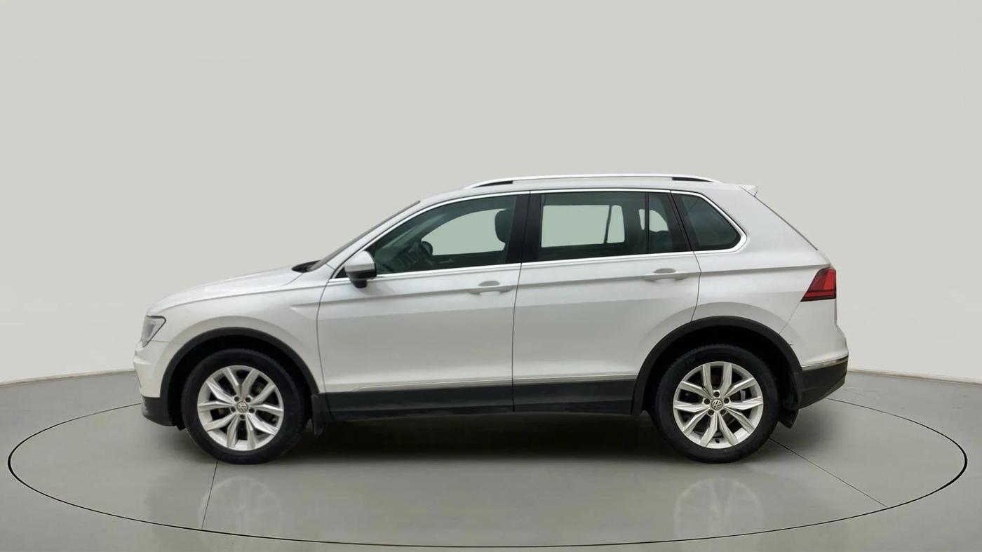 2018 Volkswagen TIGUAN HIGHLINE TDI AT, Diesel, Automatic, 67,928 km, Left Side