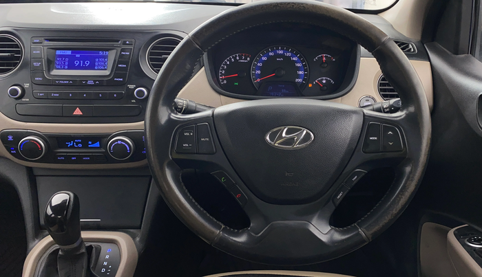 2015 Hyundai Xcent SX AT 1.2 (O), Petrol, Automatic, 79,338 km, Steering Wheel Close Up