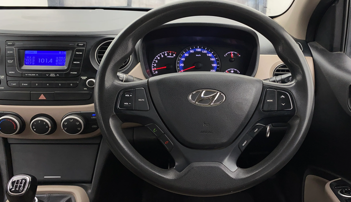 2016 Hyundai Xcent SX 1.2, Petrol, Manual, 1,11,662 km, Steering Wheel Close Up
