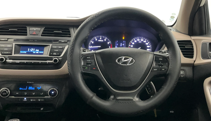 2016 Hyundai Elite i20 SPORTZ 1.2, Petrol, Manual, 67,820 km, Steering Wheel Close Up