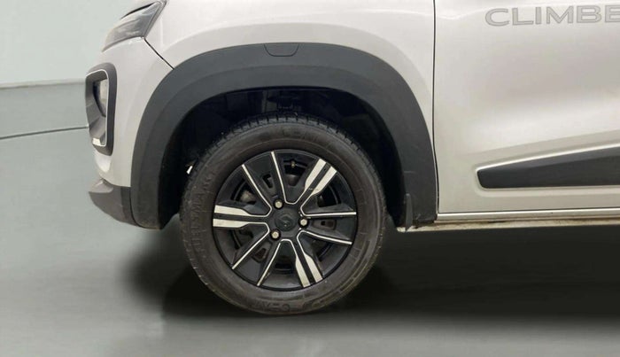 2023 Renault Kwid CLIMBER AMT 1.0, Petrol, Automatic, 15,334 km, Left Front Wheel