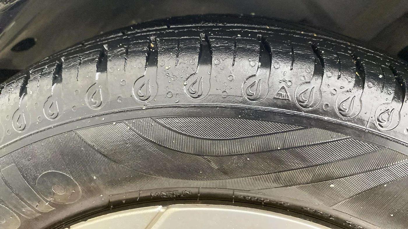2020 Datsun Redi Go T, Petrol, Manual, 19,145 km, Left Front Tyre Tread