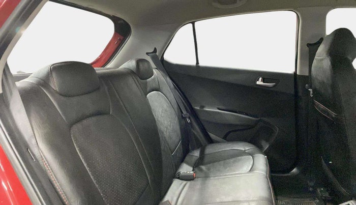 2018 Hyundai Grand i10 SPORTZ 1.2 KAPPA VTVT DUAL TONE, Petrol, Manual, 46,099 km, Right Side Rear Door Cabin