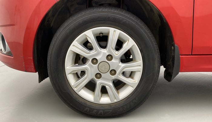 2018 Tata Tiago XZ 1.2 REVOTRON, Petrol, Manual, 33,420 km, Left Front Wheel