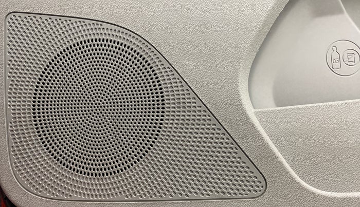 2018 Tata Tiago XZ 1.2 REVOTRON, Petrol, Manual, 33,420 km, Speaker