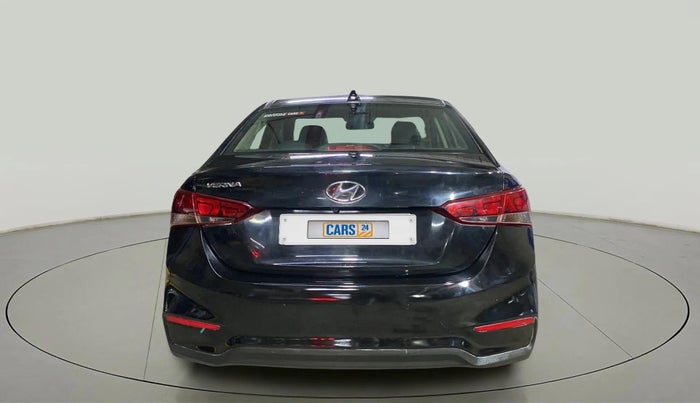 2018 Hyundai Verna 1.4 EX PETROL, Petrol, Manual, 39,193 km, Back/Rear
