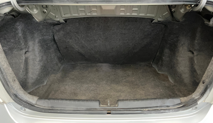 2015 Honda Amaze 1.2L I-VTEC E, Petrol, Manual, 55,595 km, Boot Inside