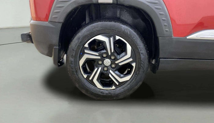 2023 Maruti BREZZA LXI, Petrol, Manual, 27,136 km, Right Rear Wheel