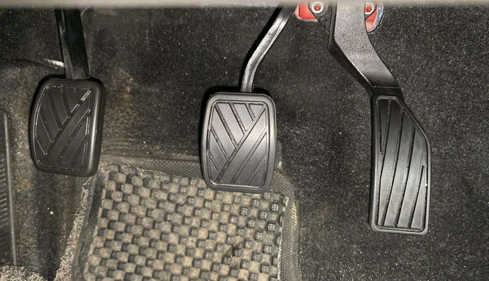 2023 Maruti BREZZA LXI, Petrol, Manual, 27,136 km, Pedals