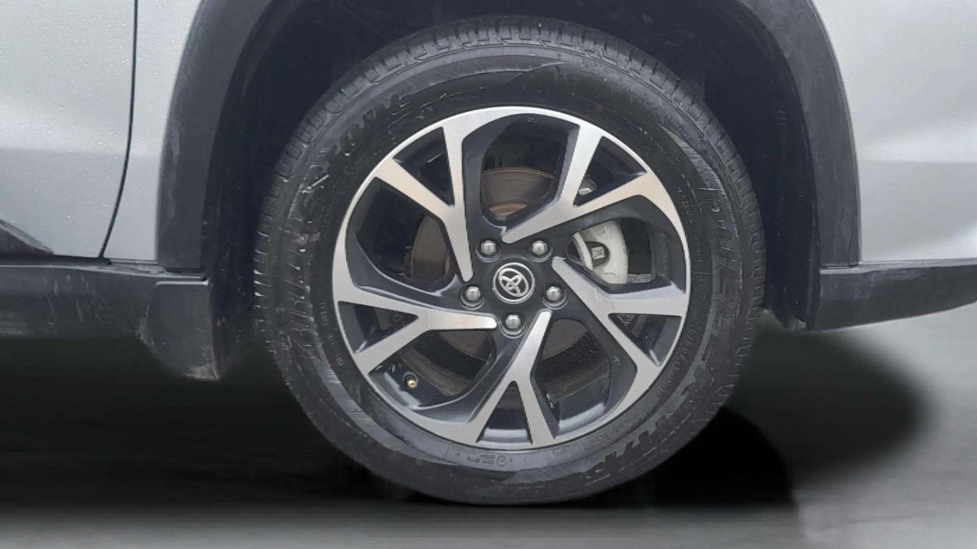 2022 Toyota URBAN CRUISER HYRYDER V AT NEO DRIVE, Petrol, Automatic, 88,472 km, Left Rear Wheel