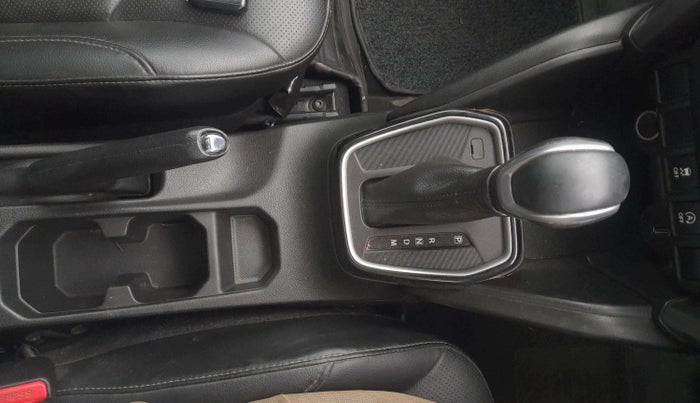 2022 Toyota URBAN CRUISER HYRYDER V AT NEO DRIVE, Petrol, Automatic, 88,309 km, Gear Lever
